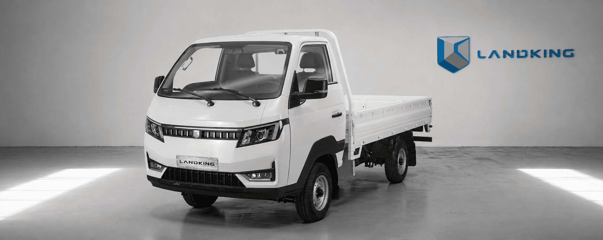 LANDKING LK3 minitruck en operación